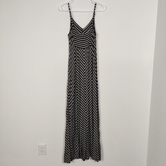 Motherhood Maternity Women's Dress Sz M Black Gray Chevron Cotton Modal Y2K Goth - Picture 4 of 9